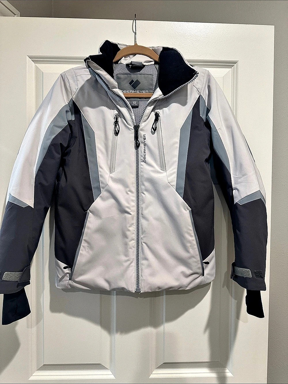 Obermeyer Mach 10 Kid’s Ski Jacket (Size Medium)